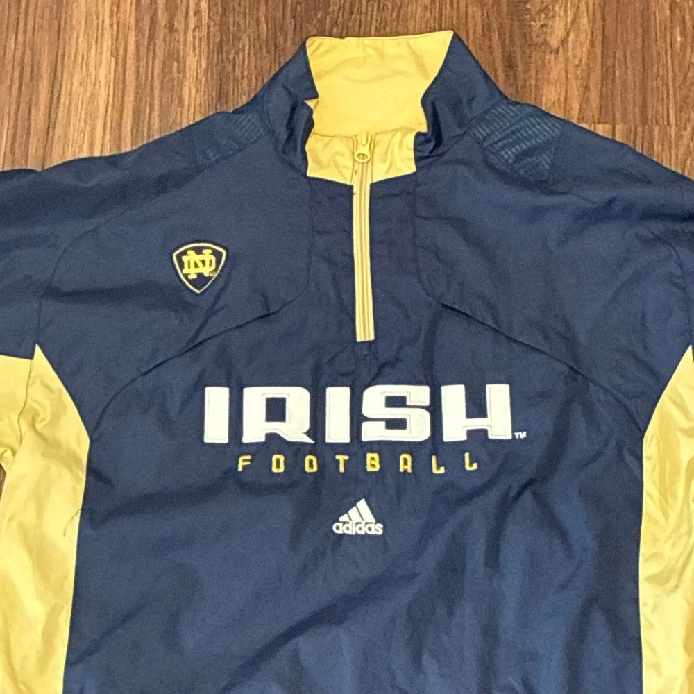 Adidas Notre Dame Irish Football Pullover Windbreaker Jacket Youth XL Adult S